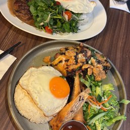 Steak luc lac and chicken with rice