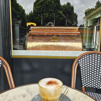 Il Viale Espresso - a cup of cappuccino - Coffee & Tea Near Me - Edmonds, Washington Il Viale Espresso - a cup of cappuccino - Coffee & Tea Near Me - Edmonds, Washington