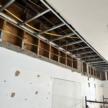 Tip-Top Services - Handyman Near Me - Lauderhill, Florida Tip-Top Services - Handyman Near Me - Lauderhill, Florida