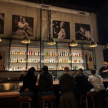 Bar Shiru - Beautiful space - Cocktail Bars Near Me - Oakland, California