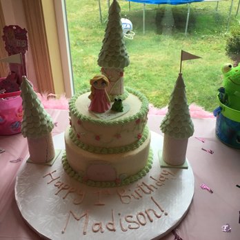 Karl's Bakery & Cafe - Bakeries Near Me - Everett, Washington
