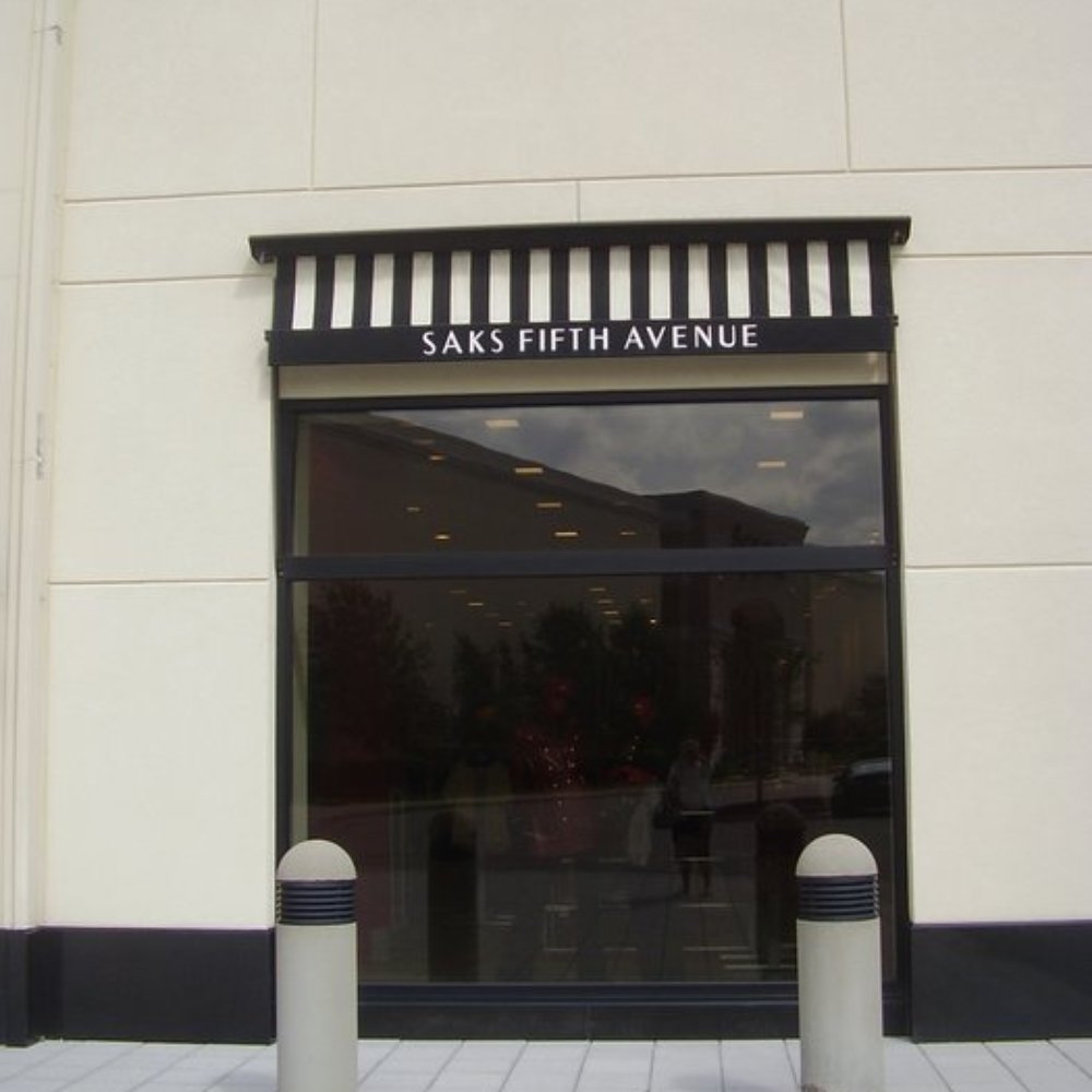 Saks Fifth Avenue - Accessories Near Me - Columbus, Ohio