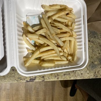 McMenamins West Linn Pub - Nasty undercooked fries - American Near Me - West Linn, Oregon McMenamins West Linn Pub - Nasty undercooked fries - American Near Me - West Linn, Oregon