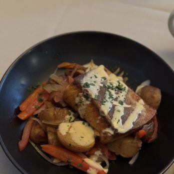 Farm House - New American Near Me - Belmont, California