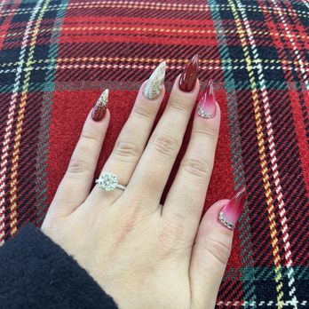 Omni Nail Spa - Festive sparkles & glam - Nail Salons Near Me - San Jose, California Omni Nail Spa - Festive sparkles & glam - Nail Salons Near Me - San Jose, California