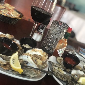 George's Lowcountry Table - Tuesday oysters at $9 .... service reviews coming soon. - Seafood Near Me - Athens, Georgia George's Lowcountry Table - Tuesday oysters at $9 .... service reviews coming soon. - Seafood Near Me - Athens, Georgia