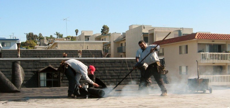 Slide of We Do Roofing S.A.