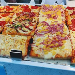 These are big slices that they actually cut into 4 good-sized squares. These are big slices that they actually cut into 4 good-sized squares.