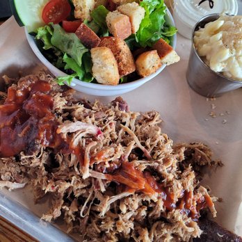 Harvey's Main Street BBQ - Large sandwich with no bun, side salad - Barbeque Near Me - Mount Joy, Pennsylvania