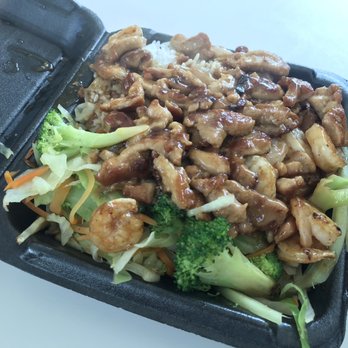Sarku Japan - Shrimp & Chicken Teriyaki - White Rice & Vegetables - Japanese Near Me - Tampa, Florida Sarku Japan - Shrimp & Chicken Teriyaki - White Rice & Vegetables - Japanese Near Me - Tampa, Florida