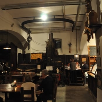 buschenschank gamper - Restaurants Near Me - Termeno sulla Strada del Vino, BZ buschenschank gamper - Restaurants Near Me - Termeno sulla Strada del Vino, BZ