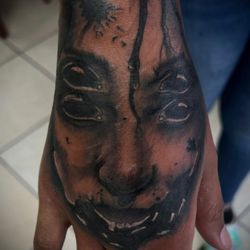 Tattooing By Mee