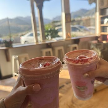 Sunlife Organics - Glow Recipe Watermelon Glow Hwachae - Juice Bars & Smoothies Near Me - Malibu, California Sunlife Organics - Glow Recipe Watermelon Glow Hwachae - Juice Bars & Smoothies Near Me - Malibu, California