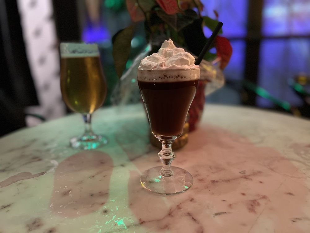 BOTTLE & BARLOW BAR Updated November 2024 353 Photos & 216