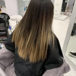 Dina's Salon - Beautiful balayage