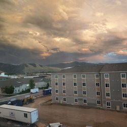 TownePlace Suites by Marriott Missoula - Great view, but why is it still daytime at 9:40pm?