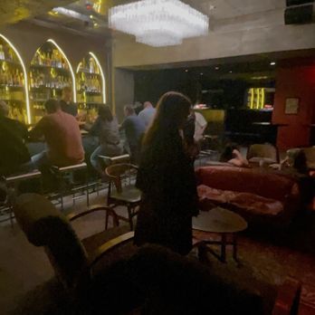 Hidden Bar - Into a hidden bar we traveled. - Speakeasies Near Me - Nashville, Tennessee