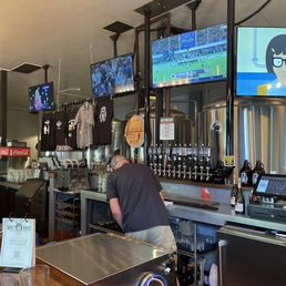 Wolf House Brewing, Cloverdale, California, September 1, 2023 Wolf House Brewing, Cloverdale, California, September 1, 2023