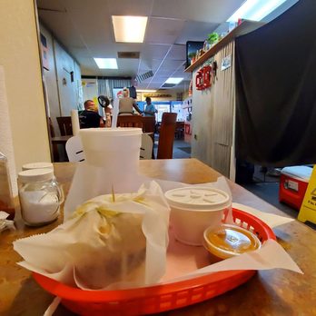 Island BBQ - a tray of food on a table - Barbeque Near Me - Fernandina Beach, Florida Island BBQ - a tray of food on a table - Barbeque Near Me - Fernandina Beach, Florida