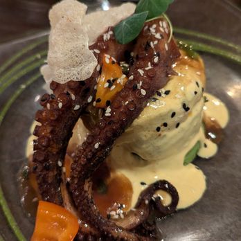 Pink Salt Restaurant - Peruvian Near Me - Seattle, Washington