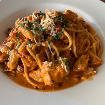 Boulevard Cafe - Spaghetti Di Pollo - New American Near Me - Daly City, California