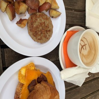 Sandpiper - Cafes Near Me - Dunedin, Florida Sandpiper - Cafes Near Me - Dunedin, Florida