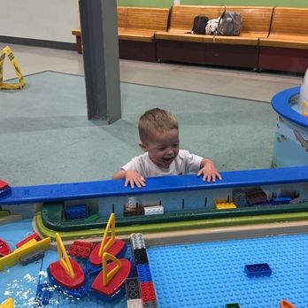 Muncie Children's Museum - Water table fun! - Children's Museums Near Me - Muncie, Indiana