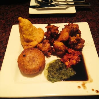Elephant Walk - The vegetarian mixed platter. Doooooo it. - Ethiopian Near Me - Cincinnati, Ohio