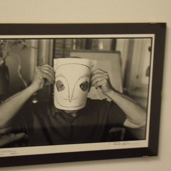 Sammlung Rosengart - Picasso holding the owl mask over his eyes - Museums Near Me - Luzern, LU