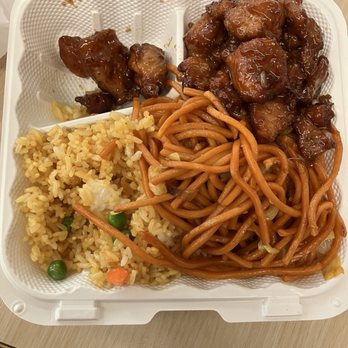 Ruby Thai - Thai Near Me - Cerritos, California