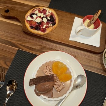 Stretto Coastal Italian Table - Milk chocolate panna cotta and pizza dessert - Italian Near Me - Punta Gorda, Florida Stretto Coastal Italian Table - Milk chocolate panna cotta and pizza dessert - Italian Near Me - Punta Gorda, Florida