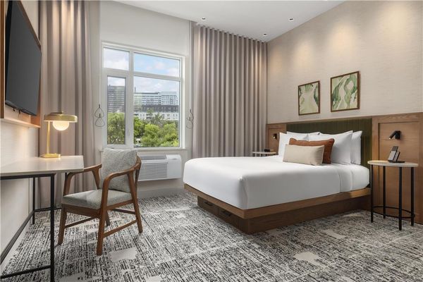 Hotel Railwayparc Montreal, Tapestry Collection by Hilton by null