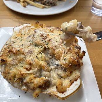 Wyndridge Farm - Three Cheese Mac with added Short Rib - Venues & Event Spaces Near Me - Dallastown, Pennsylvania