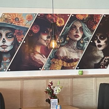 Yo Mommas Cantina - Ambiance! - Mexican Near Me - Aurora, Colorado
