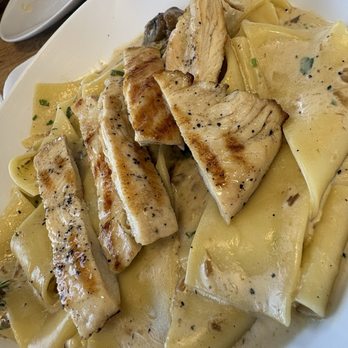 Pasta Sisters - Pasta Porcini Mushroom with grilled chicken - Italian Near Me - Culver City, California