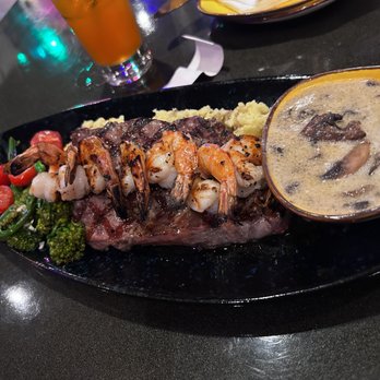 Fama Gastrobar - Gastropubs Near Me - Kissimmee, Florida