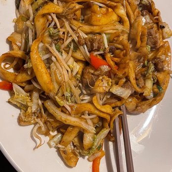 Legendary Noodle House - Cut noodles with curry lamb - Chinese Near Me - Vancouver, British Columbia Legendary Noodle House - Cut noodles with curry lamb - Chinese Near Me - Vancouver, British Columbia
