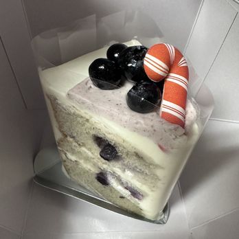 Paris Baguette - Bakeries Near Me - Carlsbad, California Paris Baguette - Bakeries Near Me - Carlsbad, California