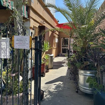 Jalapeños - Patio - Mexican Near Me - Sacramento, California