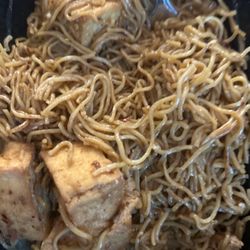 Thai Tempo - Spicy noodle with tofu.