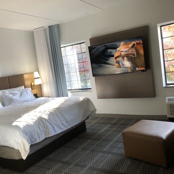 Staybridge Suites Quantico - King room - Hotels Near Me - Stafford, Virginia