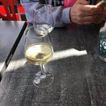 Café du Port - Wine and phone charging time! - Bars Near Me - Cherbourg-Octeville, 50 Café du Port - Wine and phone charging time! - Bars Near Me - Cherbourg-Octeville, 50