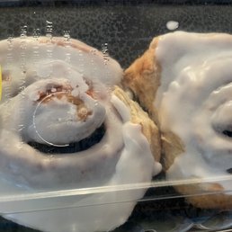Homemade cinnamon buns Homemade cinnamon buns