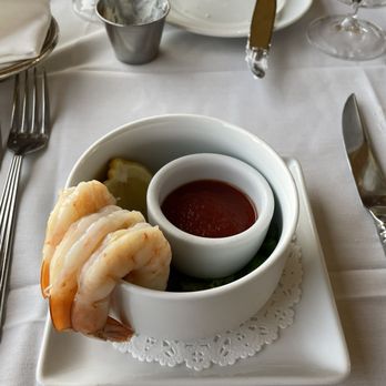 Napa Valley Wine Train - Cocktail shrimp - New American Near Me - Napa, California Napa Valley Wine Train - Cocktail shrimp - New American Near Me - Napa, California