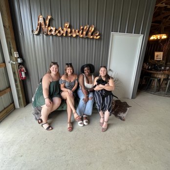 Equine Social - Wine Tasting Room Near Me - Goodlettsville, Tennessee