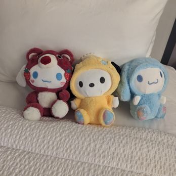 Anime Claw - Our 3 prizes! - Arcades Near Me - Flushing, New York