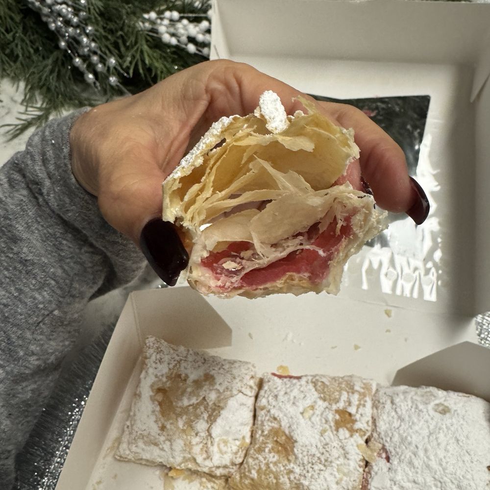 La Gran Via Bakery - Guava - Bakeries Near Me - Brooklyn, New York La Gran Via Bakery - Guava - Bakeries Near Me - Brooklyn, New York