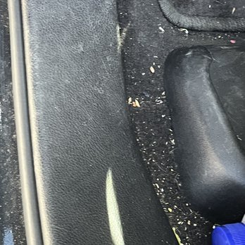 Fast Lane Oil Change - Car floors after "completed" vacuuming service - Oil Change Stations Near Me - Santa Barbara, California Fast Lane Oil Change - Car floors after "completed" vacuuming service - Oil Change Stations Near Me - Santa Barbara, California