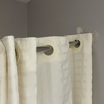 Best Western Plus Eau Claire Conference Center - Moldy shower curtain and bathroom smelled bad. - Hotels Near Me - Eau Claire, Wisconsin Best Western Plus Eau Claire Conference Center - Moldy shower curtain and bathroom smelled bad. - Hotels Near Me - Eau Claire, Wisconsin