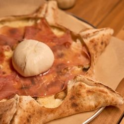 Piacere Wood Fired Pizza